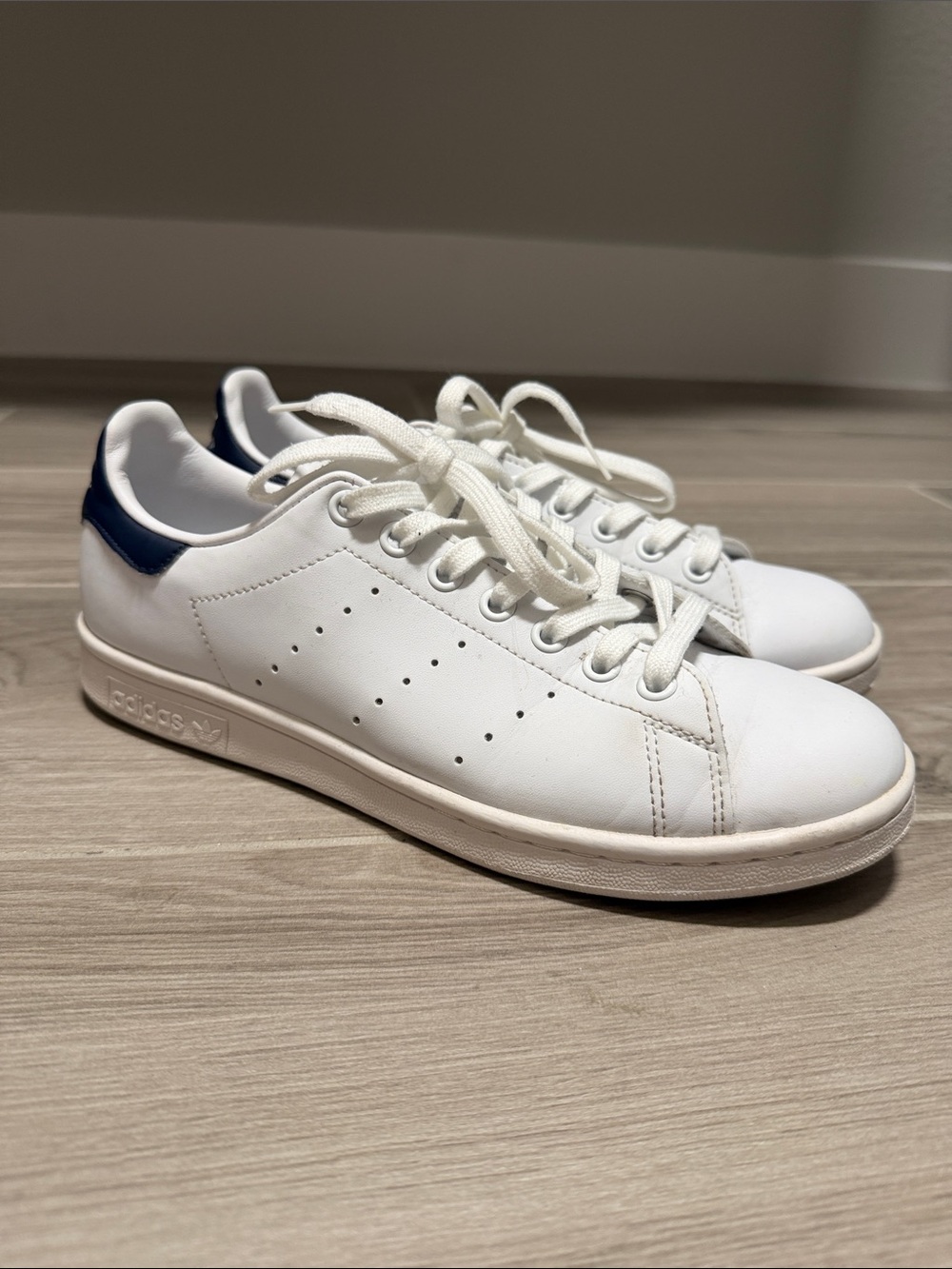 adidas Stan Smith Primegreen White Navy Sneakers Women’s Size 8